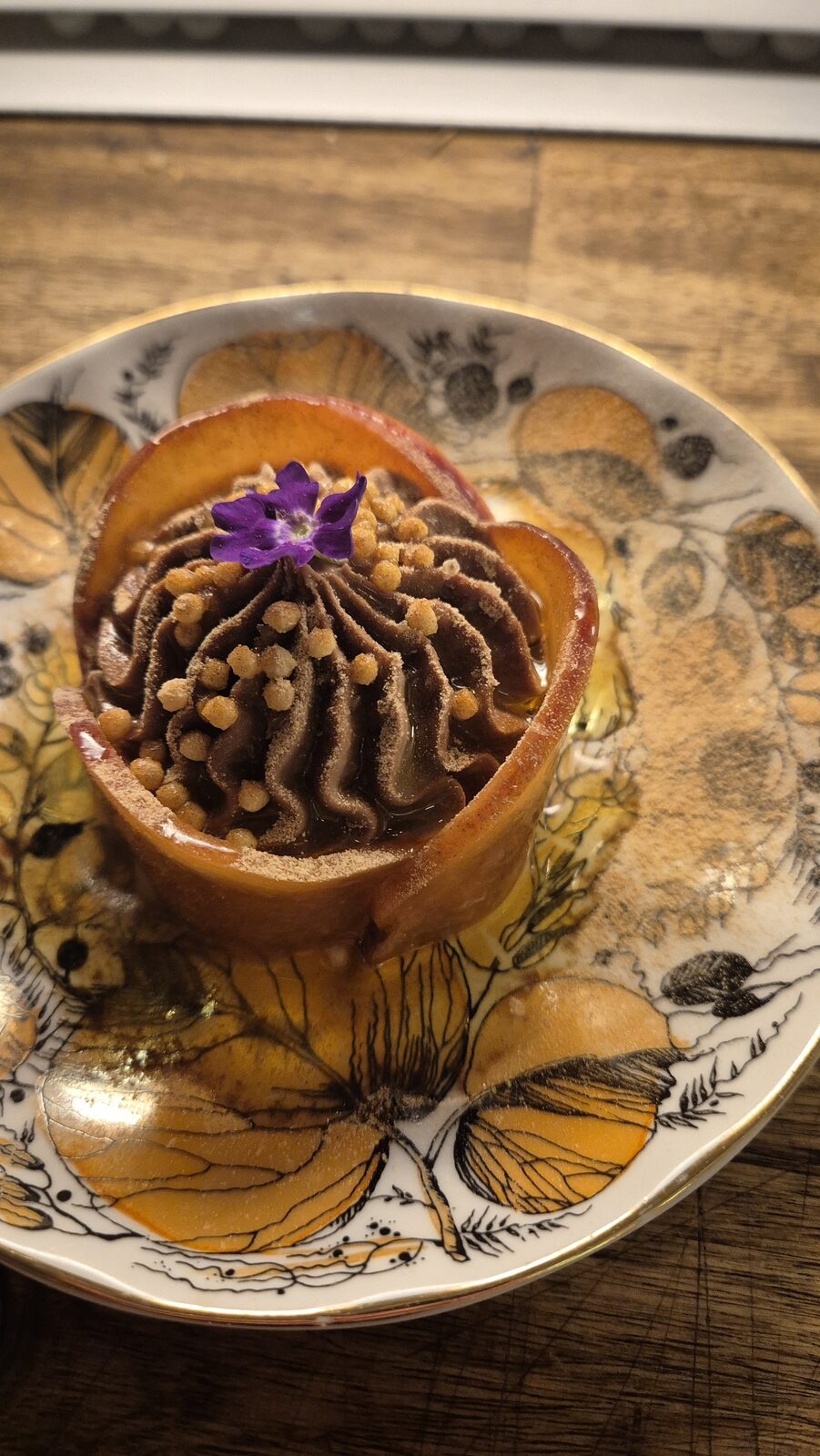 Luovuus Kukkii Kaaosesta — plated dish